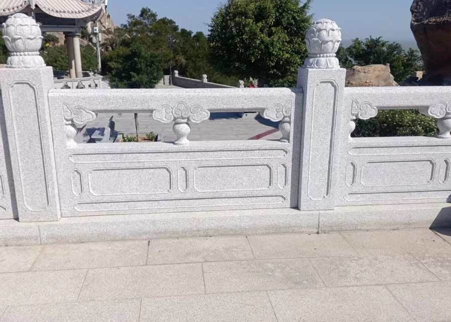 石欄桿